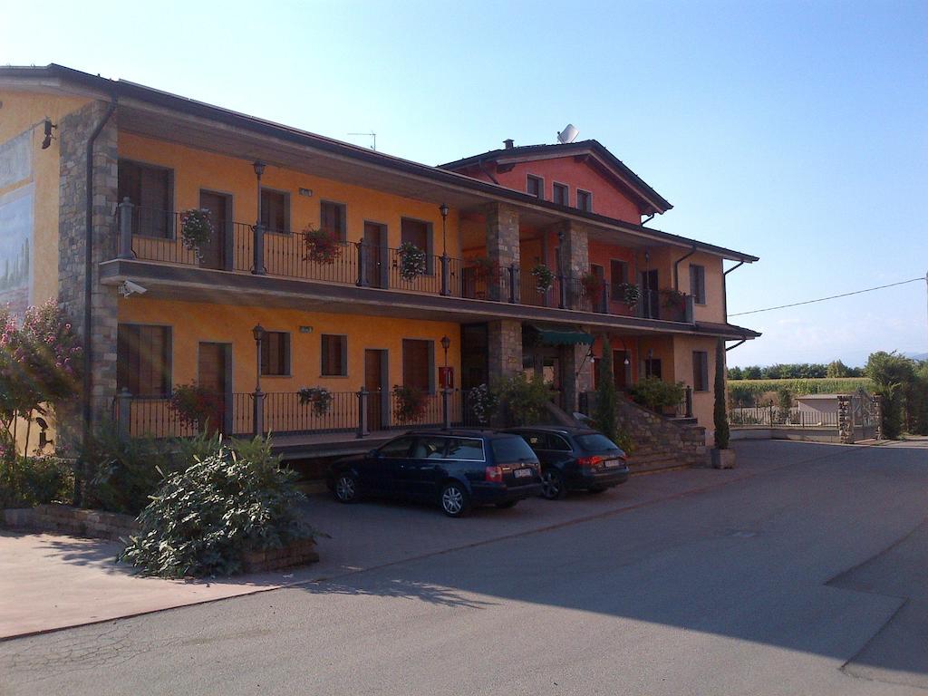 Albergo La Piana Ghedi Exteriér fotografie